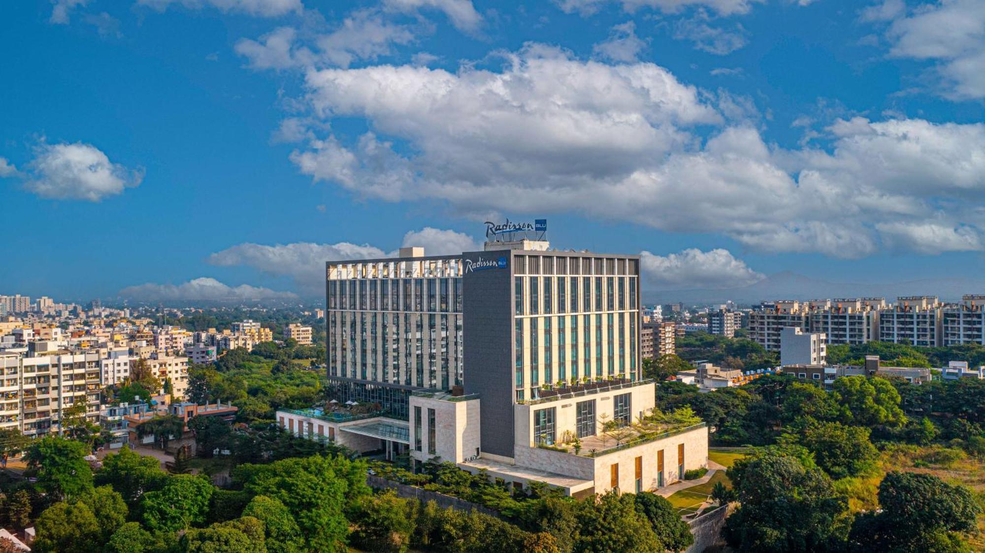 Radisson Blu Hotel & Spa, 纳西克 外观 照片