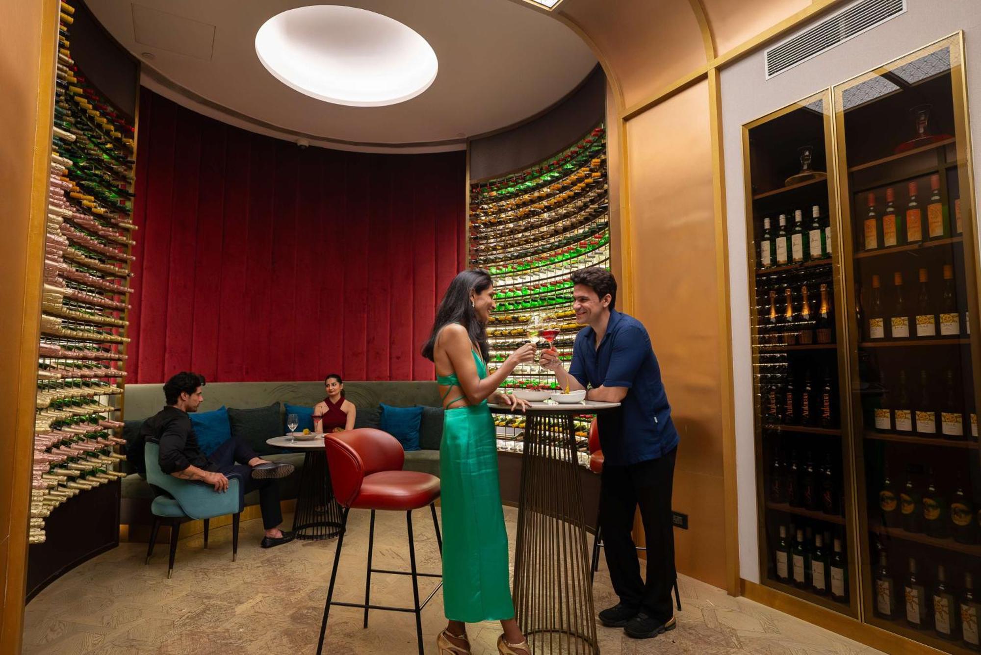 Radisson Blu Hotel & Spa, 纳西克 外观 照片